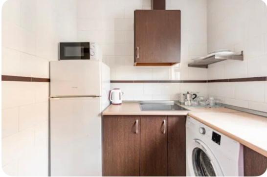 Apartamento En Primera Linea De Playa El Palo Málaga Kültér fotó